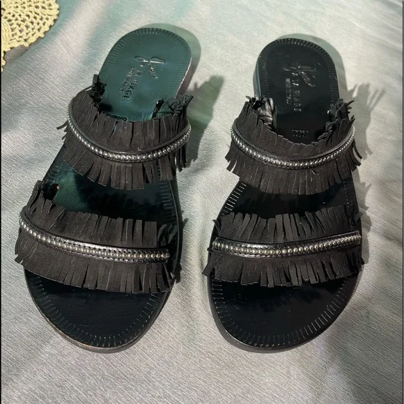 JOIE a la plage Made in Italy. Cute black leather sandals. With silver studs 39 - Picture 3 of 10